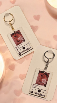 Holz-Schlüsselanhänger mit deinem Spotify-Song 